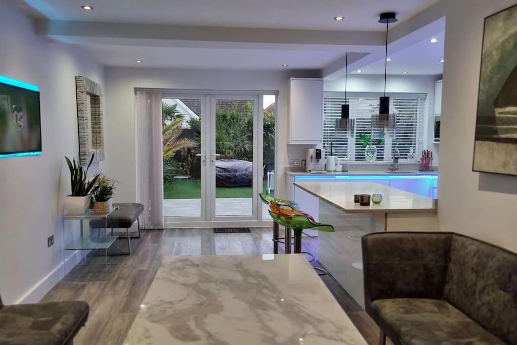 ファーンダウン Northbourne Houseヴィラ エクステリア 写真